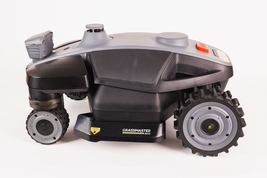 RoboUP Rhino Pro AWD (5.000m²)